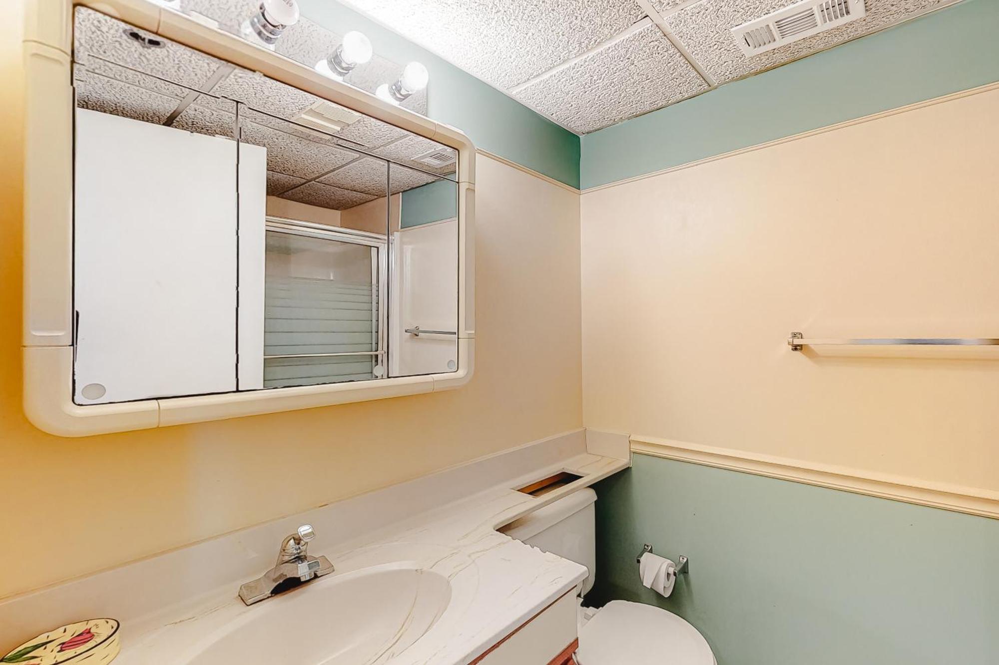 Plaza II Hotel Ocean City Room photo
